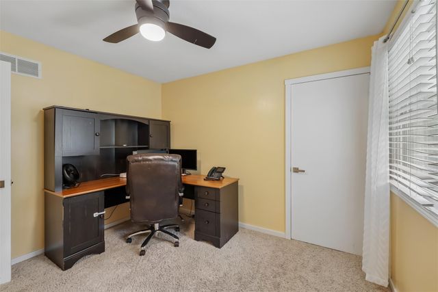 4415 Parklawn Drive, Des Moines, IA 50321