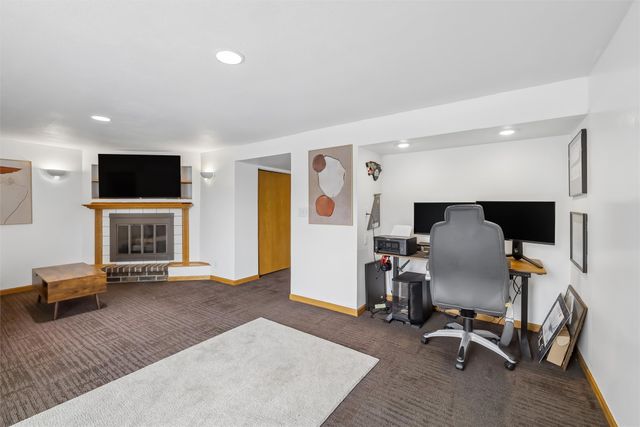 4415 Parklawn Drive, Des Moines, IA 50321