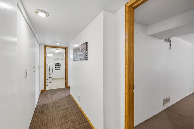 4415 Parklawn Drive, Des Moines, IA 50321