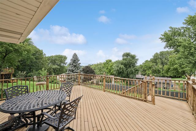 4415 Parklawn Drive, Des Moines, IA 50321