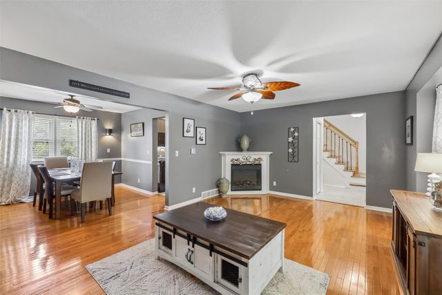 4415 Parklawn Drive, Des Moines, IA 50321