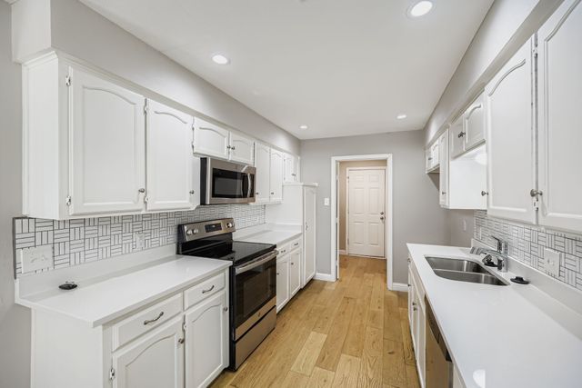 116 NE Alsbury Boulevard, Burleson, TX 76028