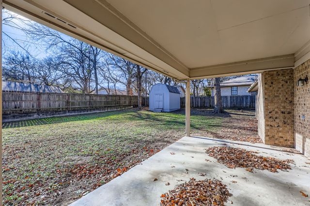 116 NE Alsbury Boulevard, Burleson, TX 76028