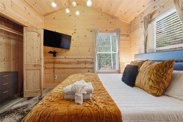 861 Little Rock Creek, Cherry Log, GA 30522