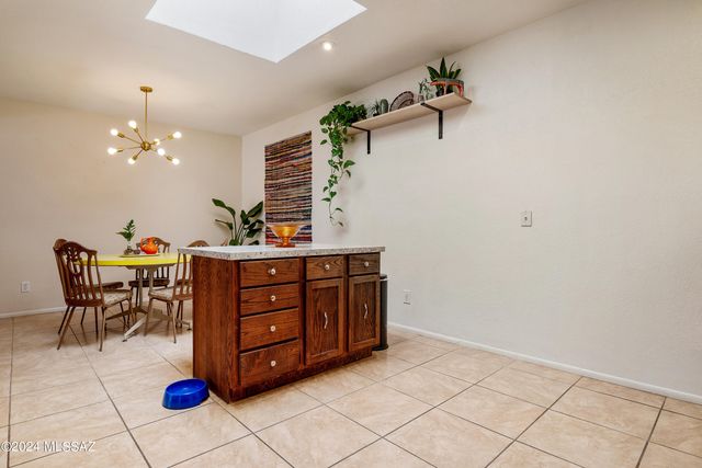 1341 E Ellis Drive, Tucson, AZ 85719