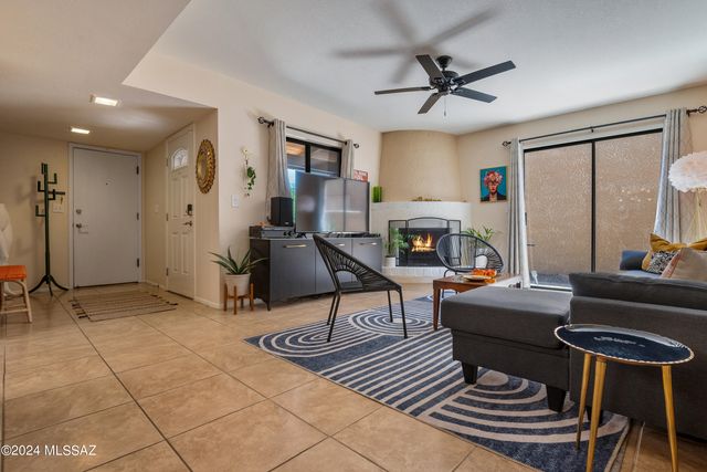 1341 E Ellis Drive, Tucson, AZ 85719