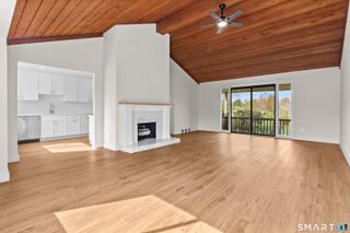 564 Pequot Lane A, Stratford, CT 06614