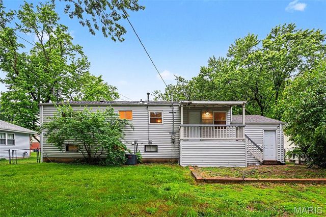 1440 Burning Tree Drive, Florissant, MO 63033