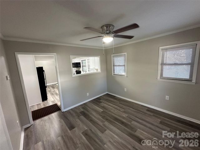 111 Hillcrest Drive, Bessemer City, NC 28016