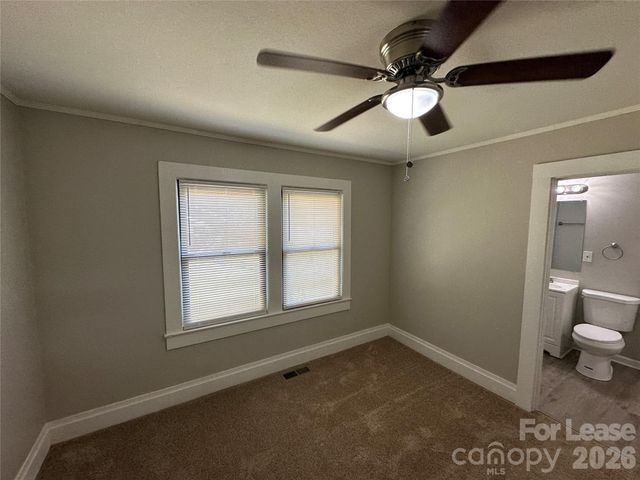111 Hillcrest Drive, Bessemer City, NC 28016