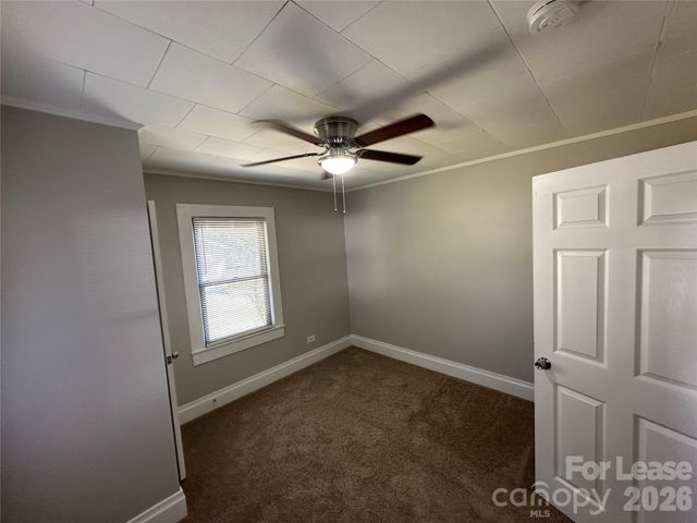 111 Hillcrest Drive, Bessemer City, NC 28016