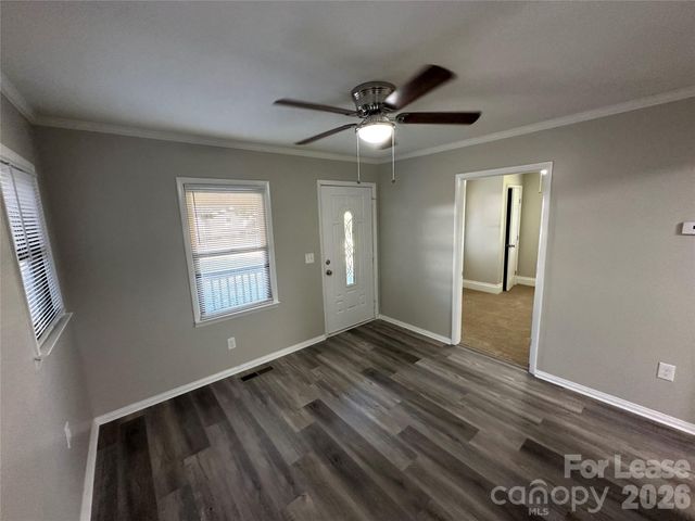 111 Hillcrest Drive, Bessemer City, NC 28016