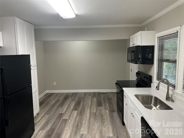 111 Hillcrest Drive, Bessemer City, NC 28016