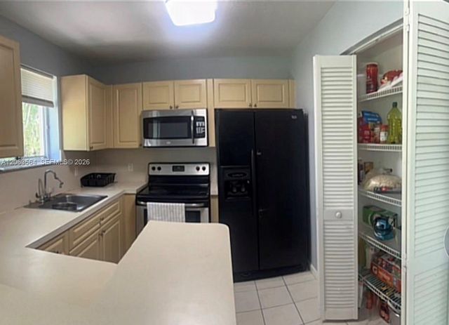 3500 Briar Bay Blvd 106, West Palm Beach, FL 33411
