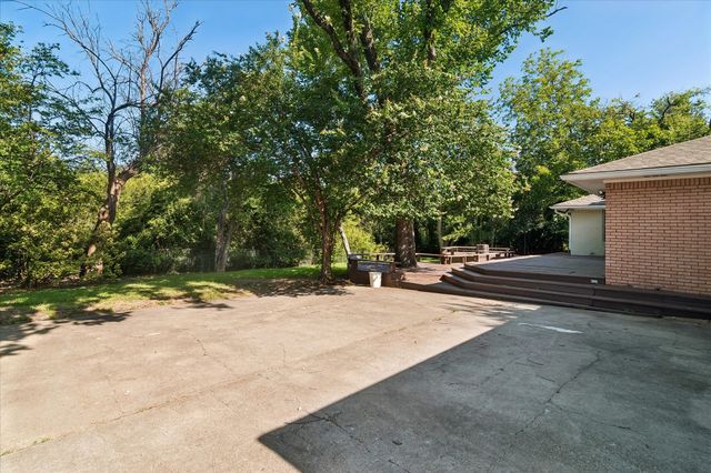 205 Thompson Drive, Richardson, TX 75080