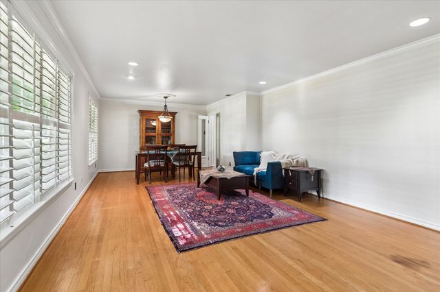 205 Thompson Drive, Richardson, TX 75080