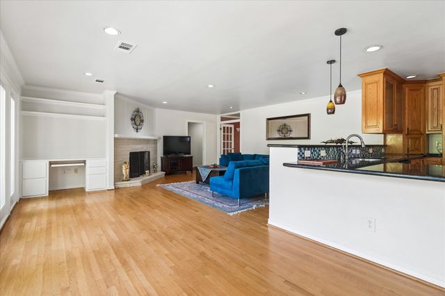 205 Thompson Drive, Richardson, TX 75080