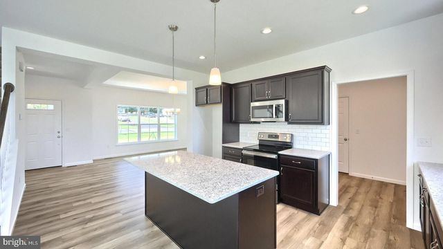 828 KIMMERLINGS RD, Lebanon, PA 17046