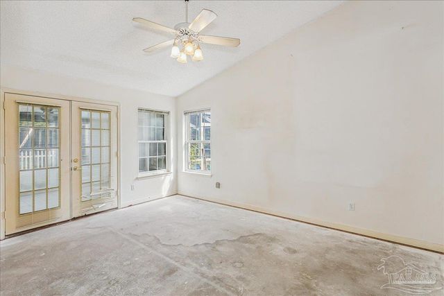 100 Oviedo St, Gulf Breeze, FL 32561