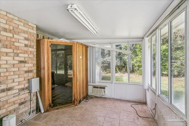 100 Oviedo St, Gulf Breeze, FL 32561