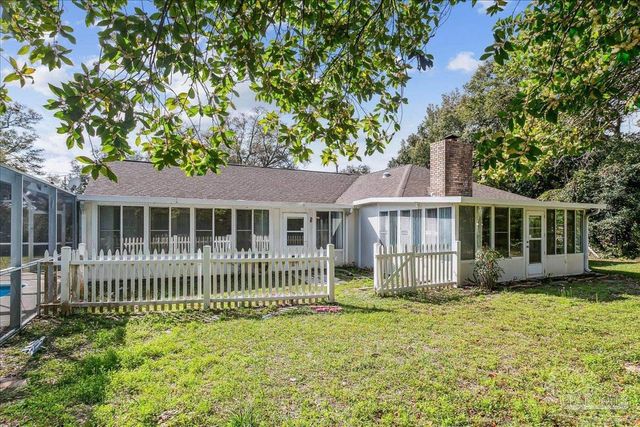 100 Oviedo St, Gulf Breeze, FL 32561