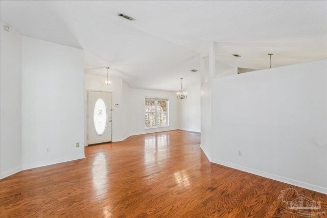 100 Oviedo St, Gulf Breeze, FL 32561