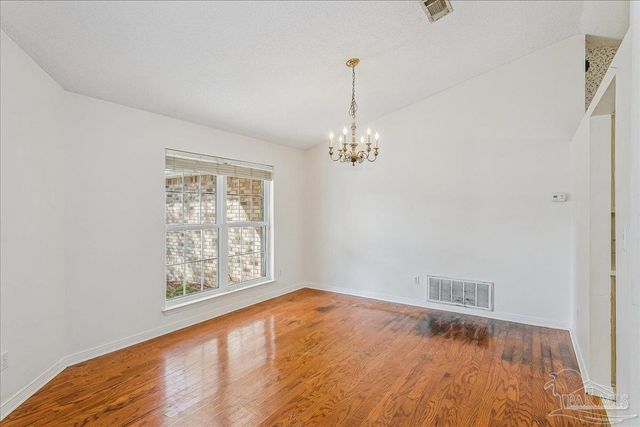 100 Oviedo St, Gulf Breeze, FL 32561