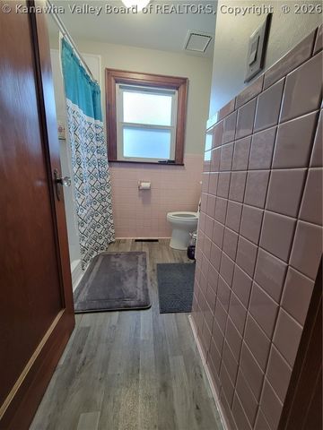 13510 Gatewood Avenue, Chesapeake, WV 25315