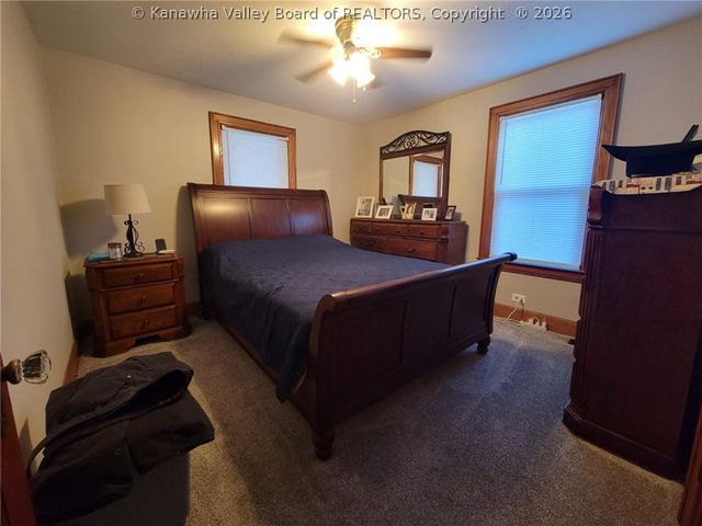 13510 Gatewood Avenue, Chesapeake, WV 25315