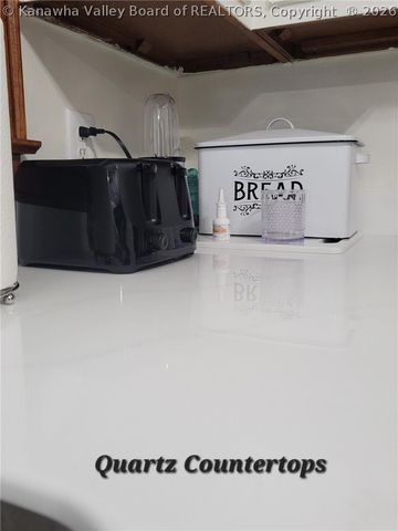 13510 Gatewood Avenue, Chesapeake, WV 25315