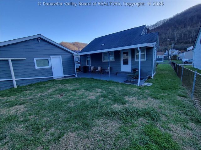 13510 Gatewood Avenue, Chesapeake, WV 25315