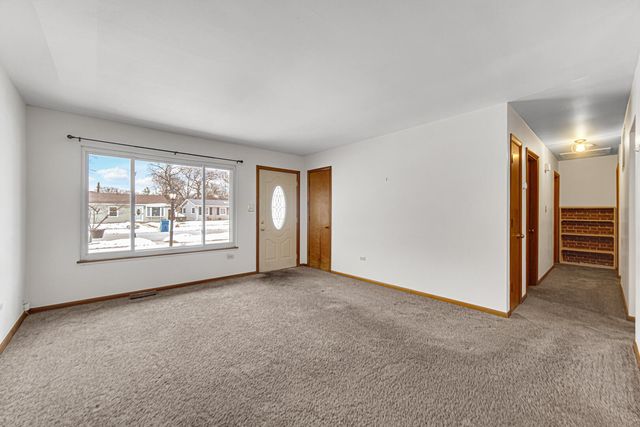 227 N Wright Street, Griffith, IN 46319