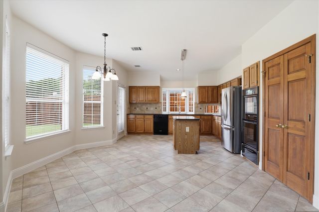 3713 Legendary Lane, Plano, TX 75023