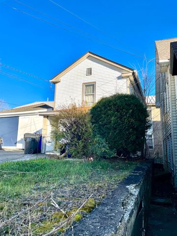 8 Oak Street, Winchester, CT 06098