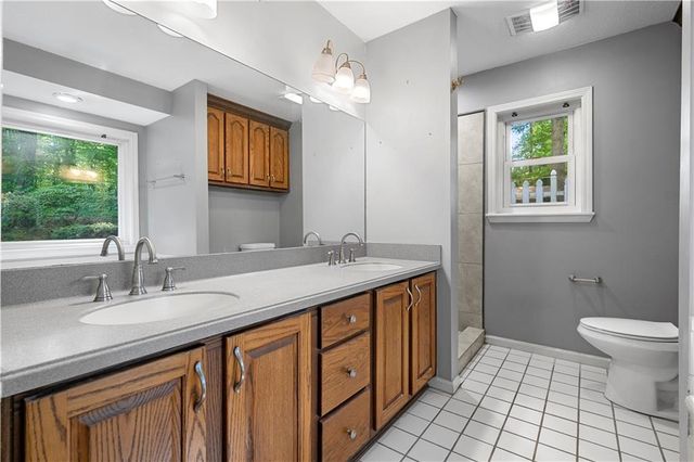 4520 Forest Green Drive, Sugar Hill, GA 30518