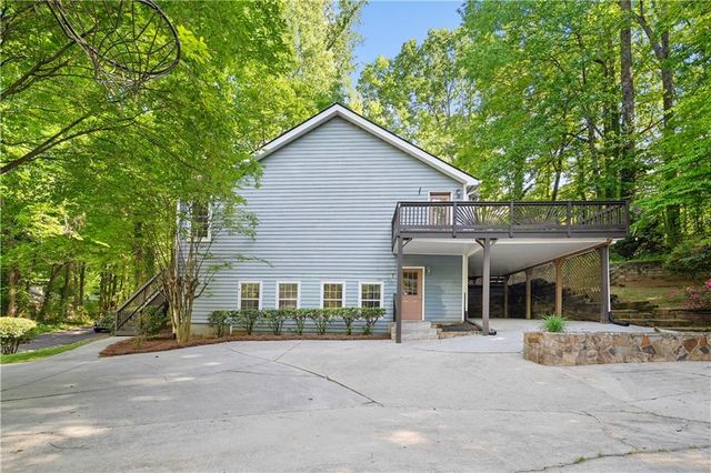 4520 Forest Green Drive, Sugar Hill, GA 30518