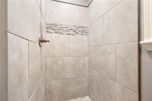 4520 Forest Green Drive, Sugar Hill, GA 30518
