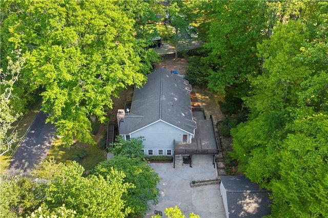 4520 Forest Green Drive, Sugar Hill, GA 30518