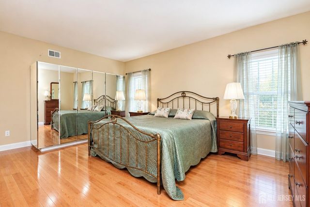 33 George W Helme Drive, Helmetta, NJ 08828