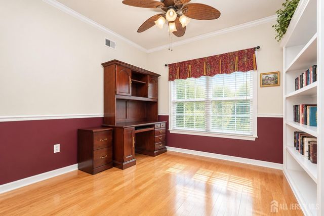33 George W Helme Drive, Helmetta, NJ 08828