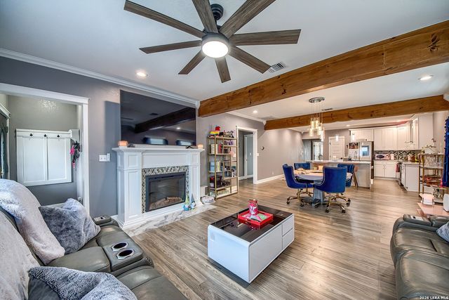 1002 W French Place, San Antonio, TX 78212