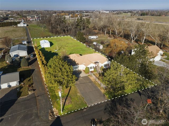 1810 Highland Road, Walla Walla, WA 99362