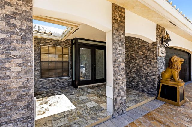 5223 Deerhurst Crescent Circle, Boca Raton, FL 33486