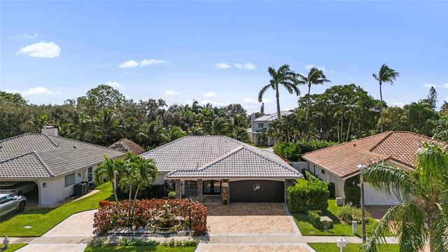 5223 Deerhurst Crescent Circle, Boca Raton, FL 33486