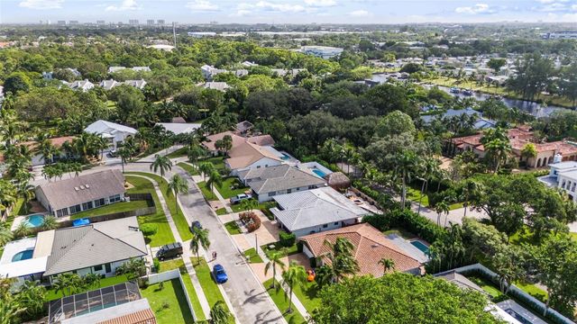 5223 Deerhurst Crescent Circle, Boca Raton, FL 33486