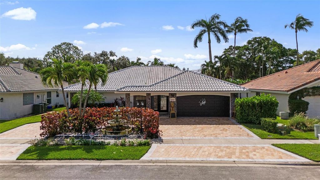 5223 Deerhurst Crescent Circle, Boca Raton, FL 33486
