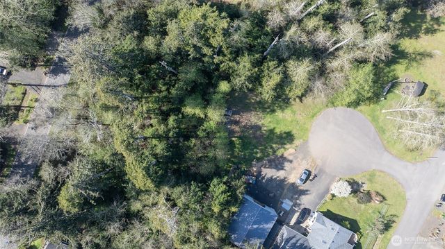 239 Mallus Court SE, Ocean Shores, WA 98569