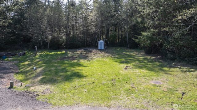 239 Mallus Court SE, Ocean Shores, WA 98569