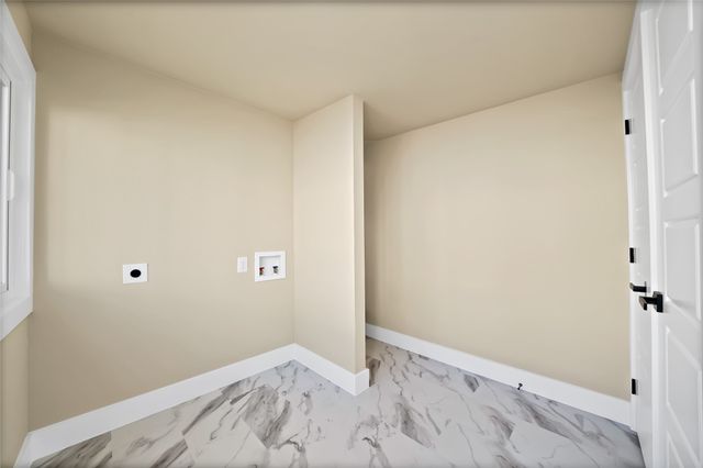 2527 Alaska Avenue, Dallas, TX 75216