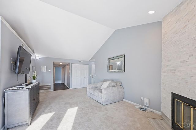 6289 Eagles Lake Drive, Cincinnati, OH 45248